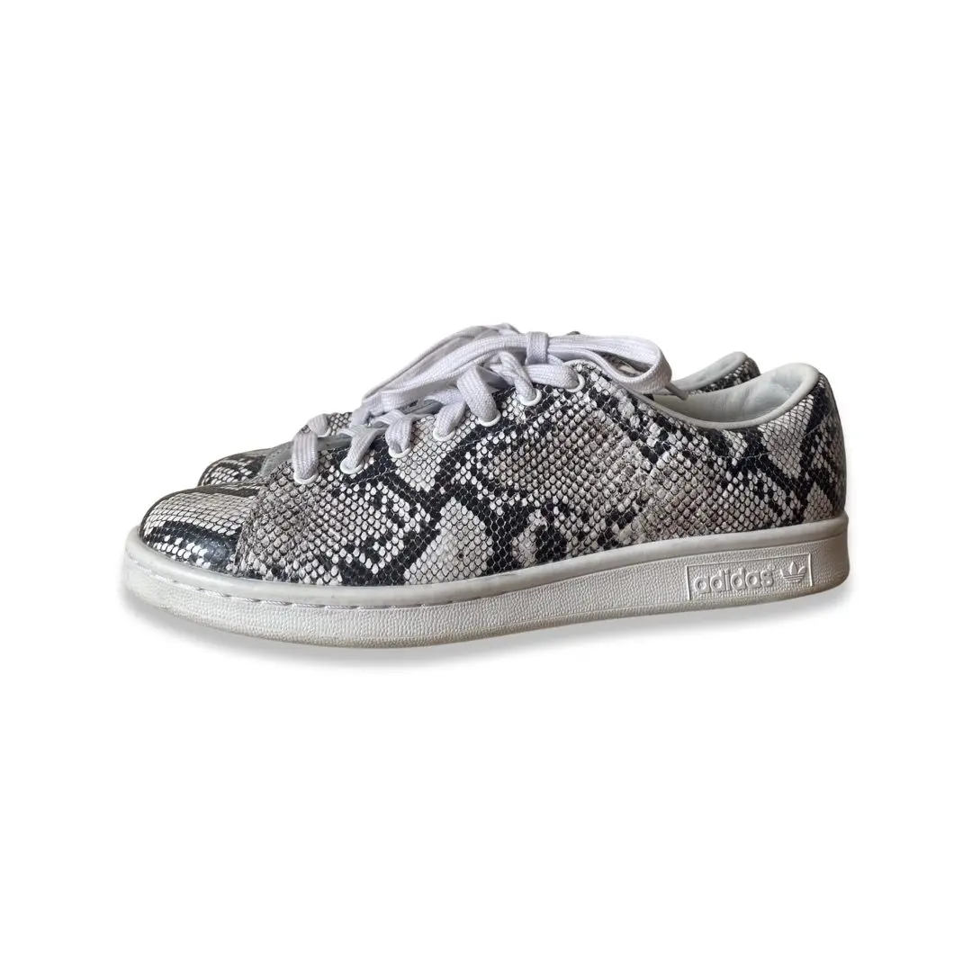 Tenisky adidas x Hyke (40)