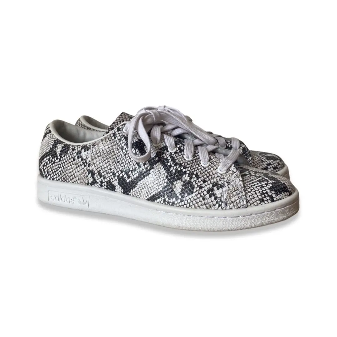 Tenisky adidas x Hyke (40)